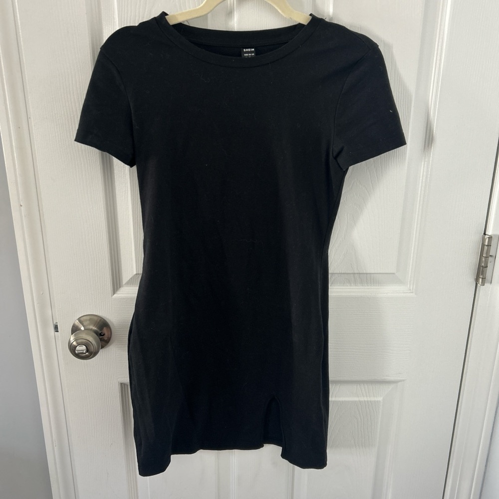 Black Short Sleeve Dress